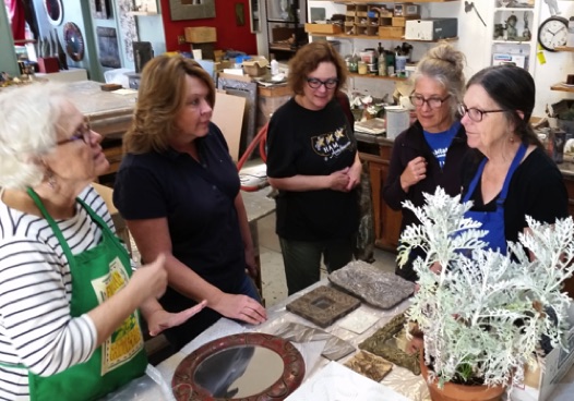 Workshop: Casting and 
molding objects with Deborah Childress 
of Blindspot Mirrors